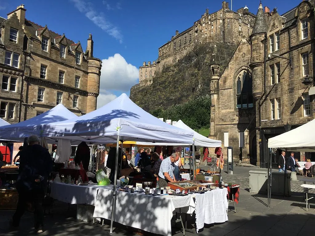 Grassmarket, Castle Wynd Apartment Edinburgh