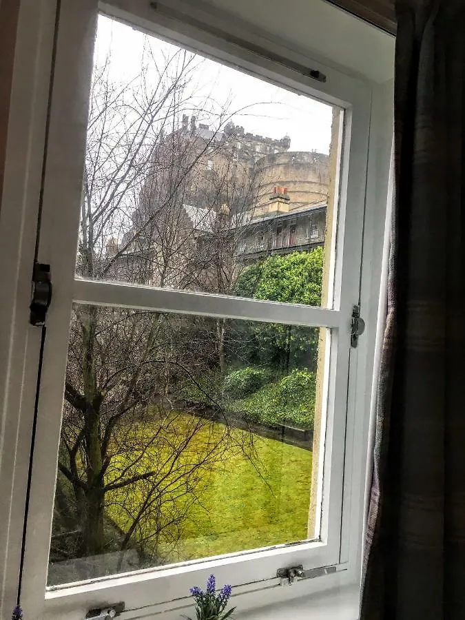 Grassmarket, Castle Wynd Apartment Edinburgh